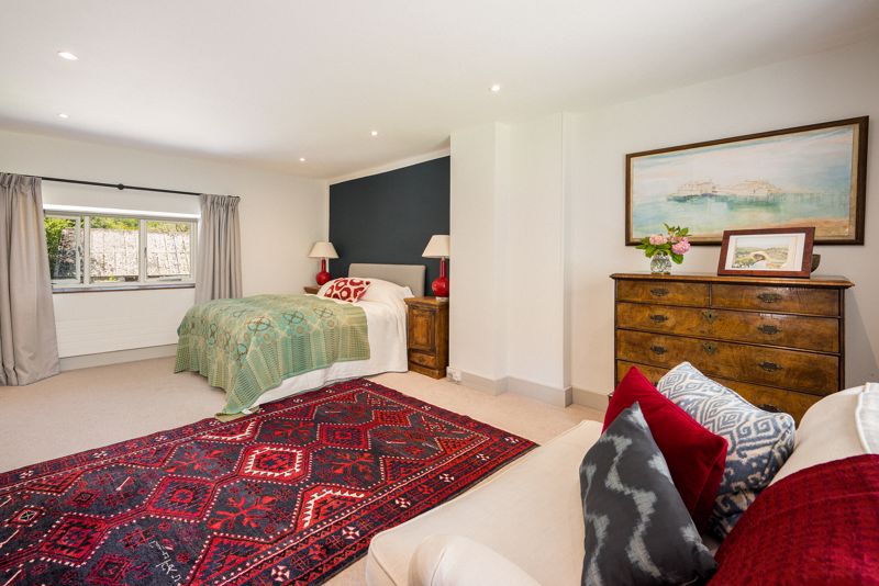 Bedroom- click for photo gallery